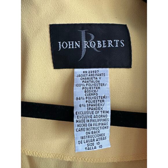 Vintage 80s Yellow Cropped Blazer w/ Black Trim | 80s Secretary Chic Jacket - Picture 3 of 6